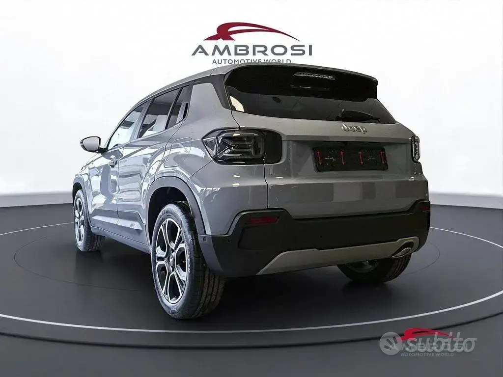 Nuova Jeep Avenger Summit 101 CV (74 kW) 2026 Grigio SUV