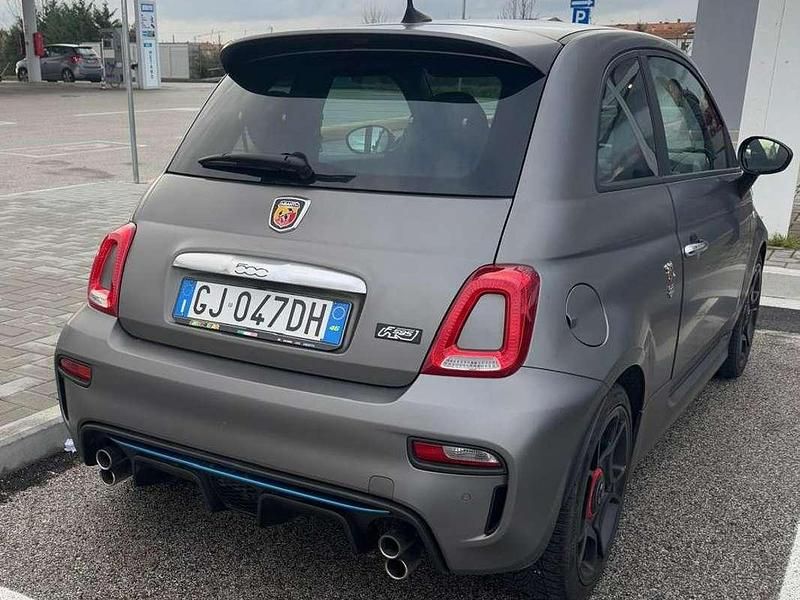 Usata Abarth 595 165 CV (121 kW) 2022 Grigio Berlina