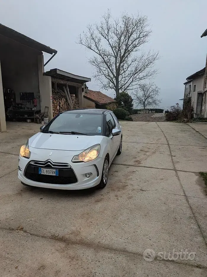 Usata Citroën DS3 112 CV (82 kW) 2011 Bianco Utilitaria