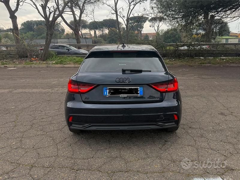 Usata Audi A1 Sportback 116 CV (85 kW) 2019 Blu Utilitaria