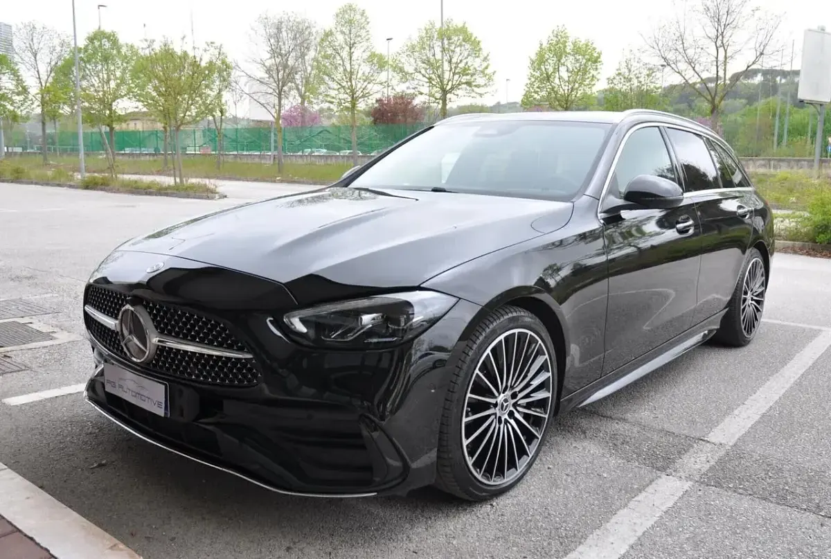 Usata Mercedes C220 Advanced 199 CV (146 kW) 2025 Nero Station wagon
