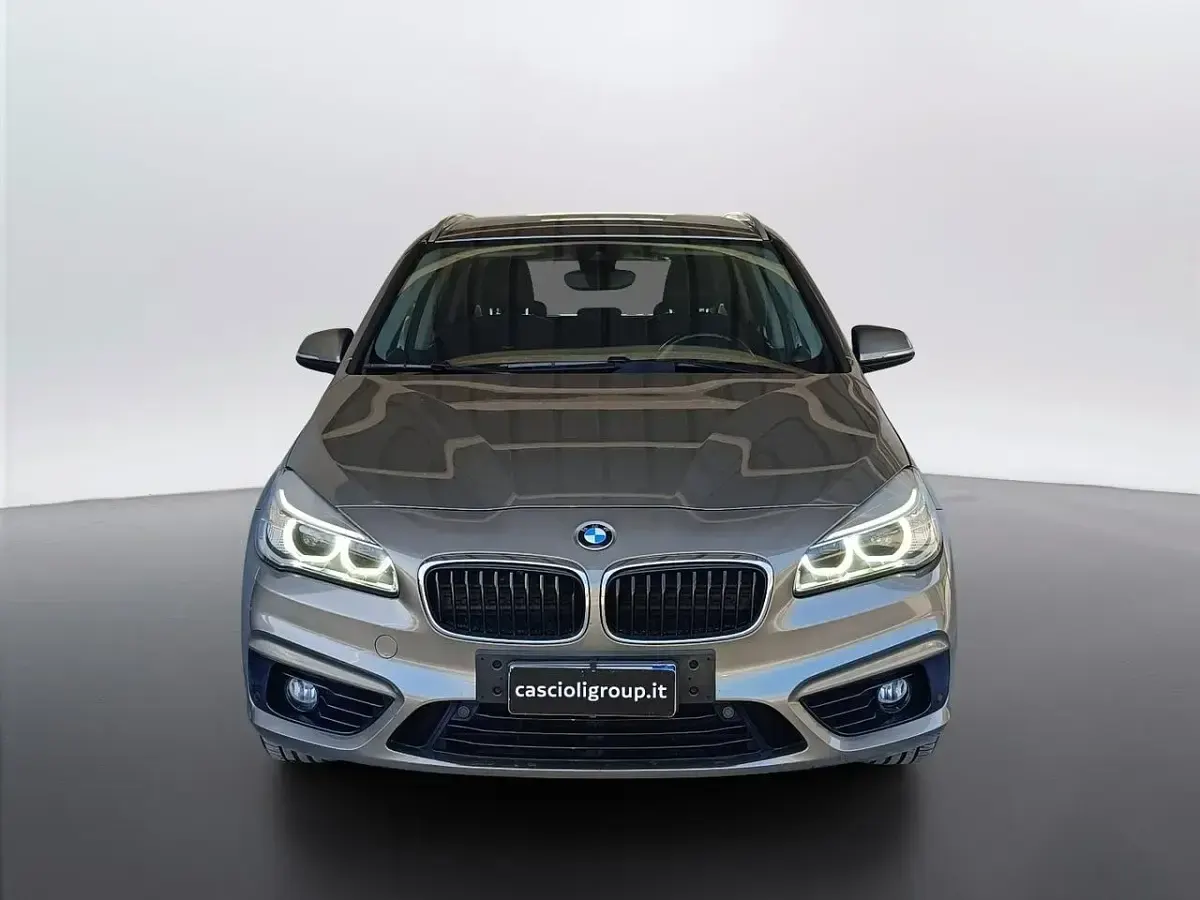 Usata BMW 218 Active Tourer Sport Line 150 CV (110 kW) 2015 Grigio Monovolume