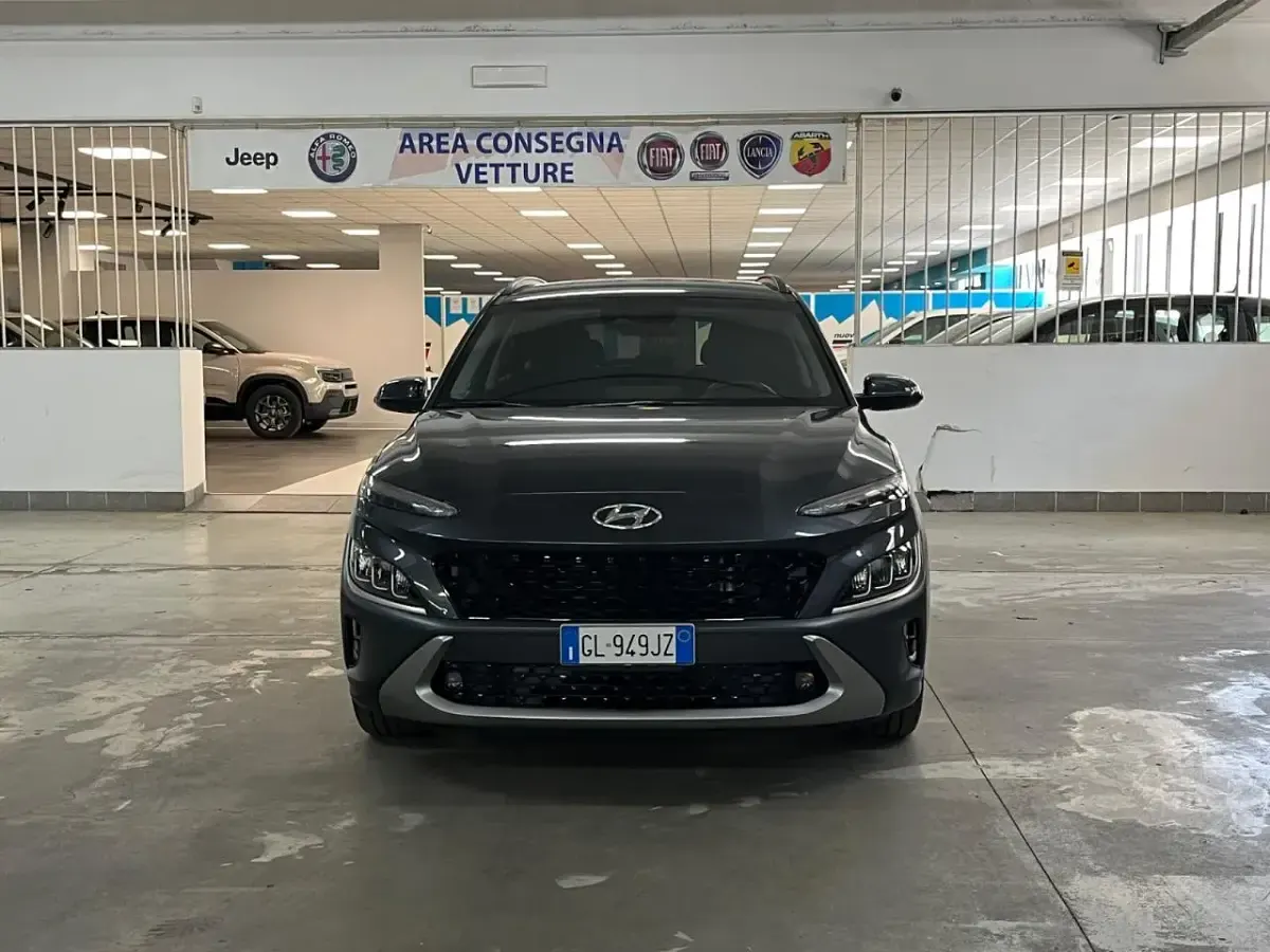 Usata Hyundai Kona 141 CV (103 kW) 2022 Grigio SUV