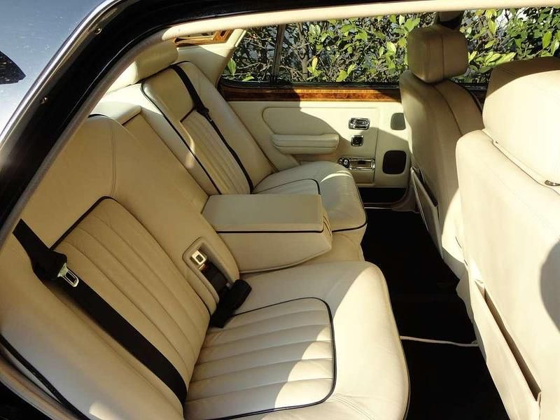 Usata Rolls Royce Silver Spirit 218 CV (160 kW) 1990 Nero Berlina