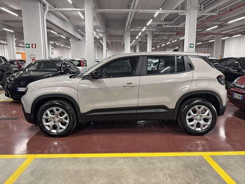 Uusi Jeep Avenger Altitude 101 HP (74 kW) 2025 Harmaa Katumaasturi