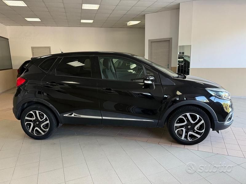 Occasion Renault Captur Life 90 ch (66 kW) 2016 Noir SUV