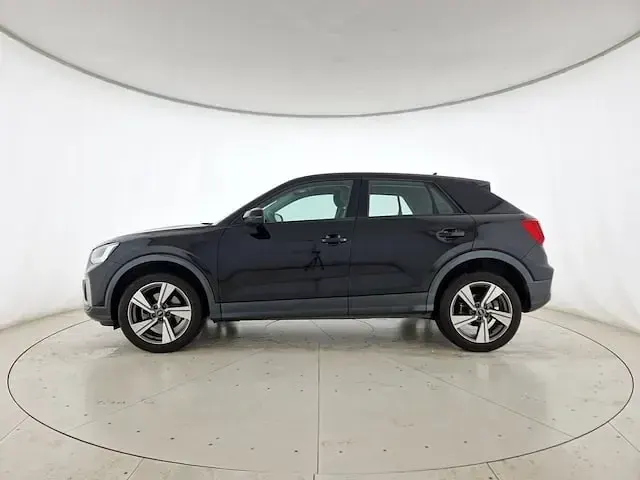 Usata Audi Q2 Advanced Plus 190 CV (139 kW) 2022 Nero brillante SUV