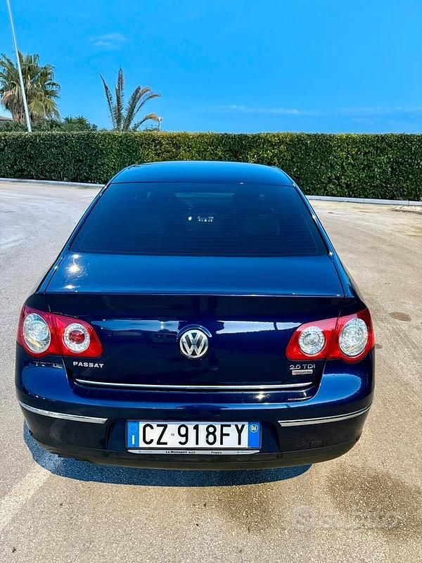 Usata VW Passat 140 CV (102 kW) 2006 Blu Berlina