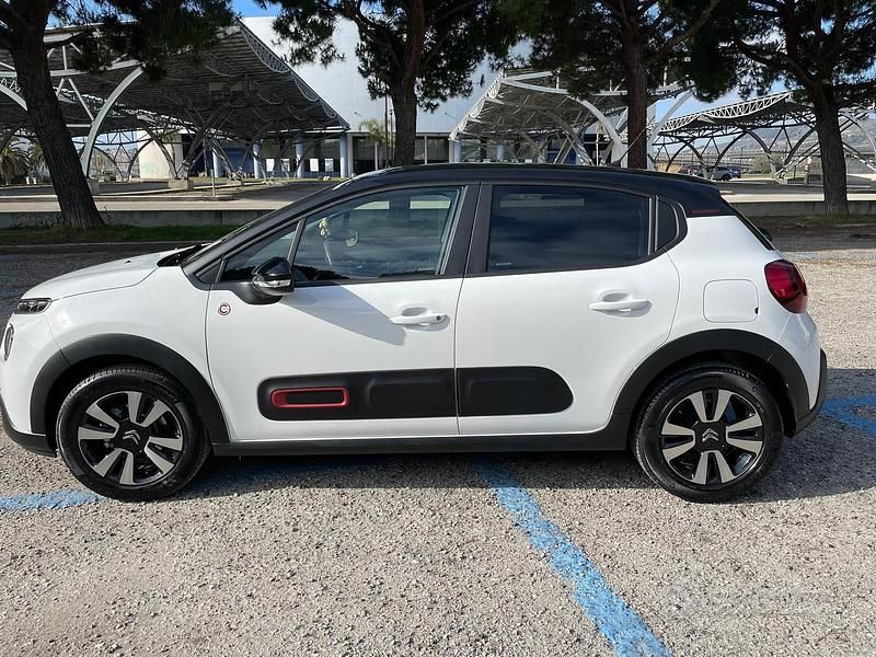 Usata Citroën C3 83 CV (61 kW) 2022 Bianco Utilitaria