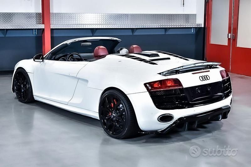 Usata Audi R8 Spyder 2011 Bianco Cabrio