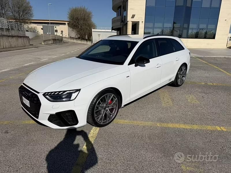 Usata Audi A4 Competition 204 CV (150 kW) 2022 Bianco Station wagon