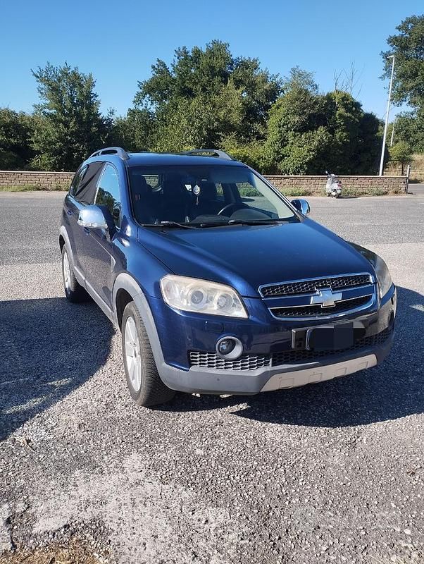 Usata Chevrolet Captiva 150 CV (110 kW) 2007 Blu SUV