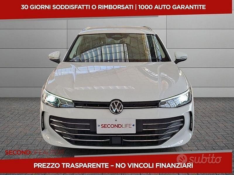 Usata VW Passat Business 122 CV (89 kW) 2024 Bianco Station wagon