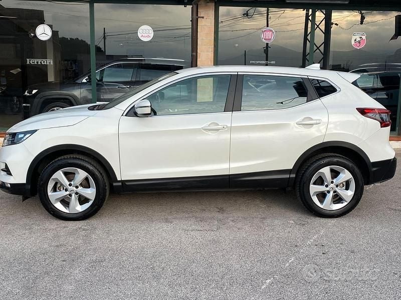 Usata Nissan Qashqai 115 CV (84 kW) 2020 Bianco SUV