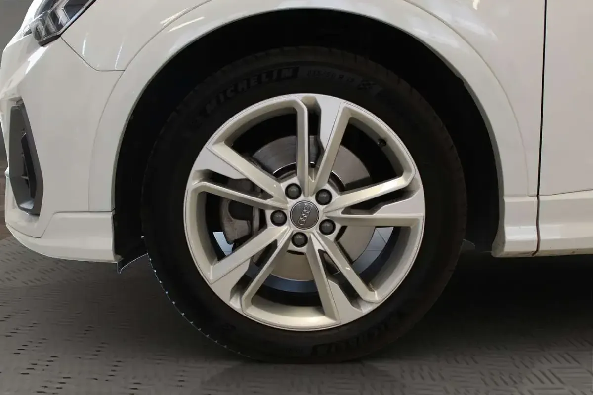 Usata Audi Q3 S-Line 190 CV (139 kW) 2019 Bianco SUV