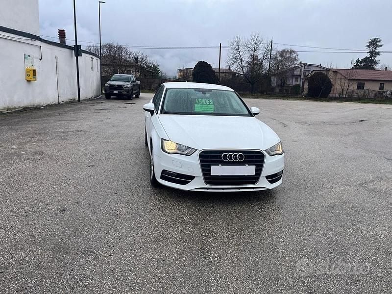 Usata Audi A3 Business 110 CV (80 kW) 2016 Bianco Berlina