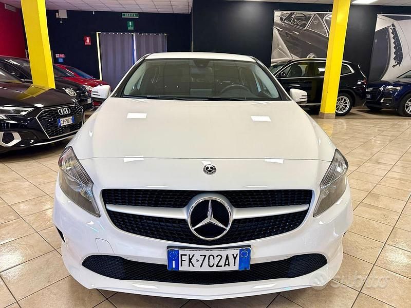 Usata Mercedes A160 Executive 90 CV (66 kW) 2017 Bianco Berlina