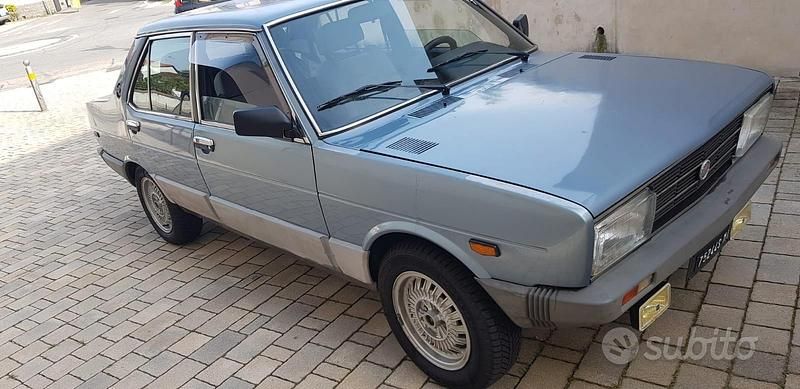 Usata Fiat 131 75 CV (55 kW) 1983 Blu Berlina