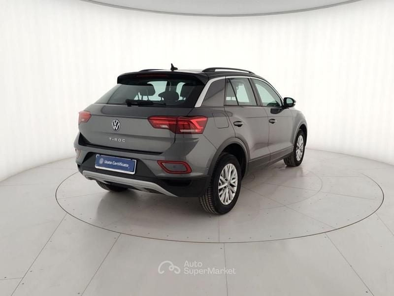 Usata VW T-Roc Life 150 CV (110 kW) 2025 Grigio metallizzato SUV