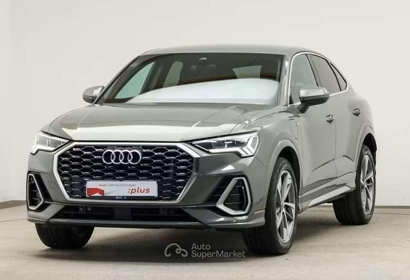 Usata Audi Q3 Sportback S-Line 150 CV (110 kW) 2022 Grigio SUV