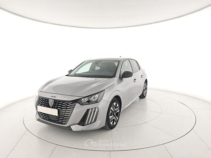 Usata Peugeot 208 Allure 101 CV (74 kW) 2025 Argento Utilitaria