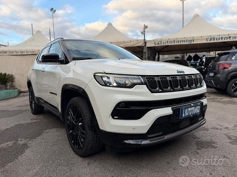 Usata Jeep Compass 240 CV (176 kW) 2023 Bianco SUV