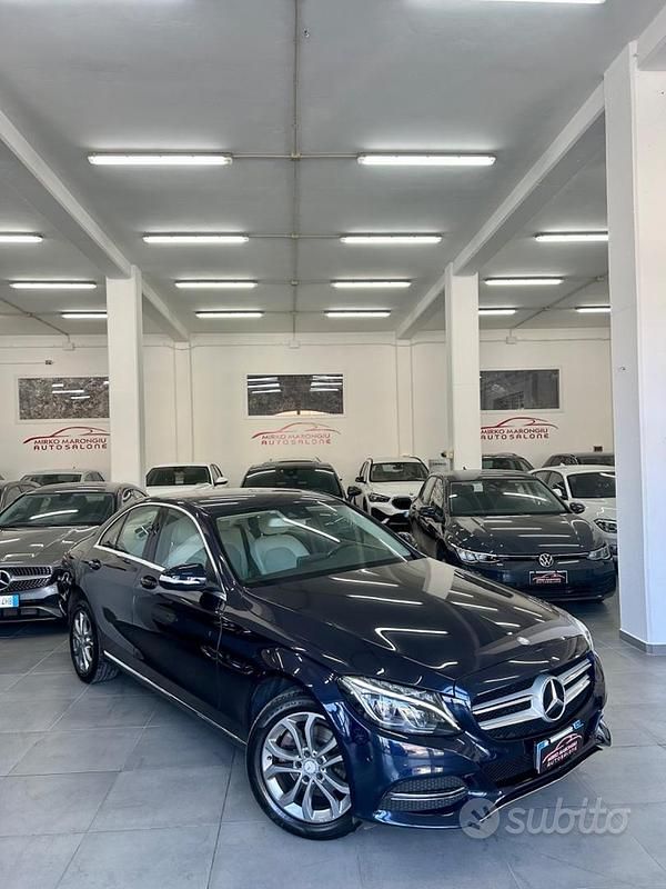 Usata Mercedes C220 170 CV (125 kW) 2016 Blu Berlina