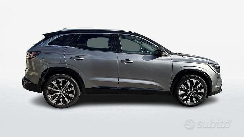 Usata Renault Austral Techno 200 CV (147 kW) 2023 Grigio scuro SUV