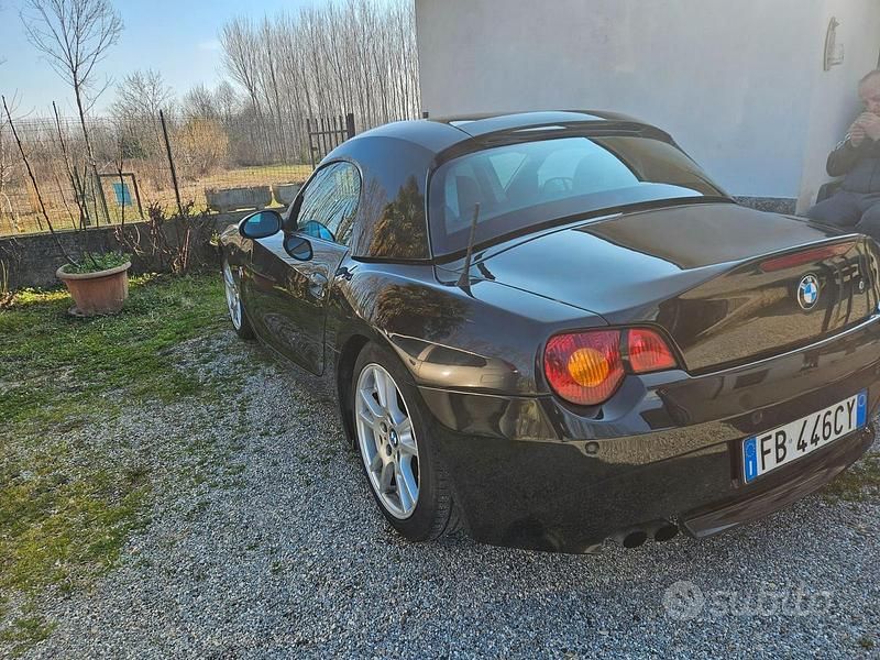 Usata BMW Z4 170 CV (125 kW) 2005 Nero Cabrio