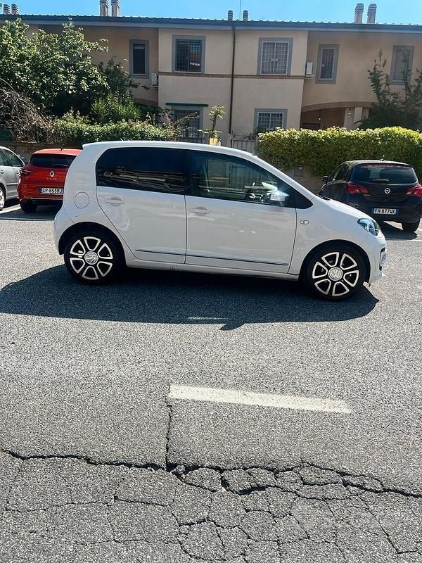Usata VW up! 75 CV (55 kW) 2013 Bianco Utilitaria