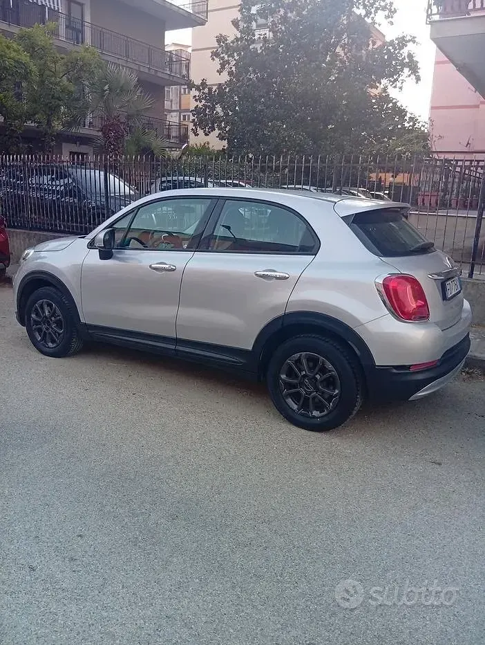 Usata Fiat 500X 120 CV (88 kW) 2016 Grigio SUV