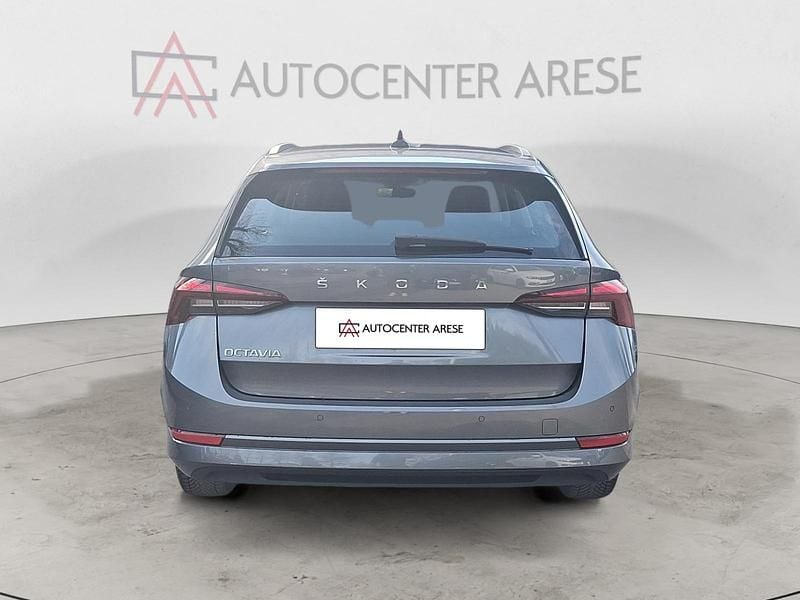 Usata Skoda Octavia Executive 150 CV (110 kW) 2023 Grigio grigio Station wagon