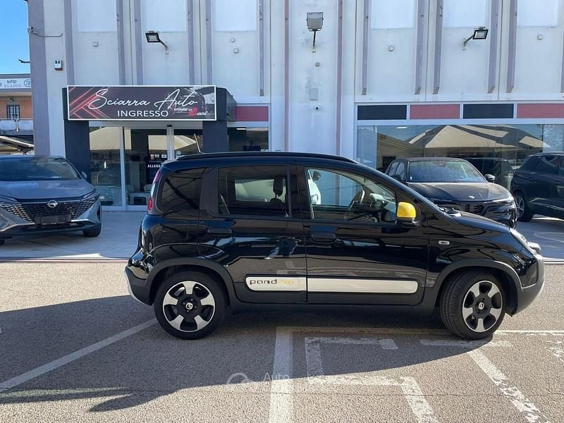 Usata Fiat Panda Cross Cross 71 CV (52 kW) 2025 Nero Utilitaria