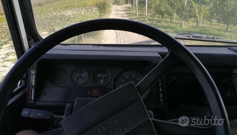 Usata Land Rover Defender 1985 Bianco SUV