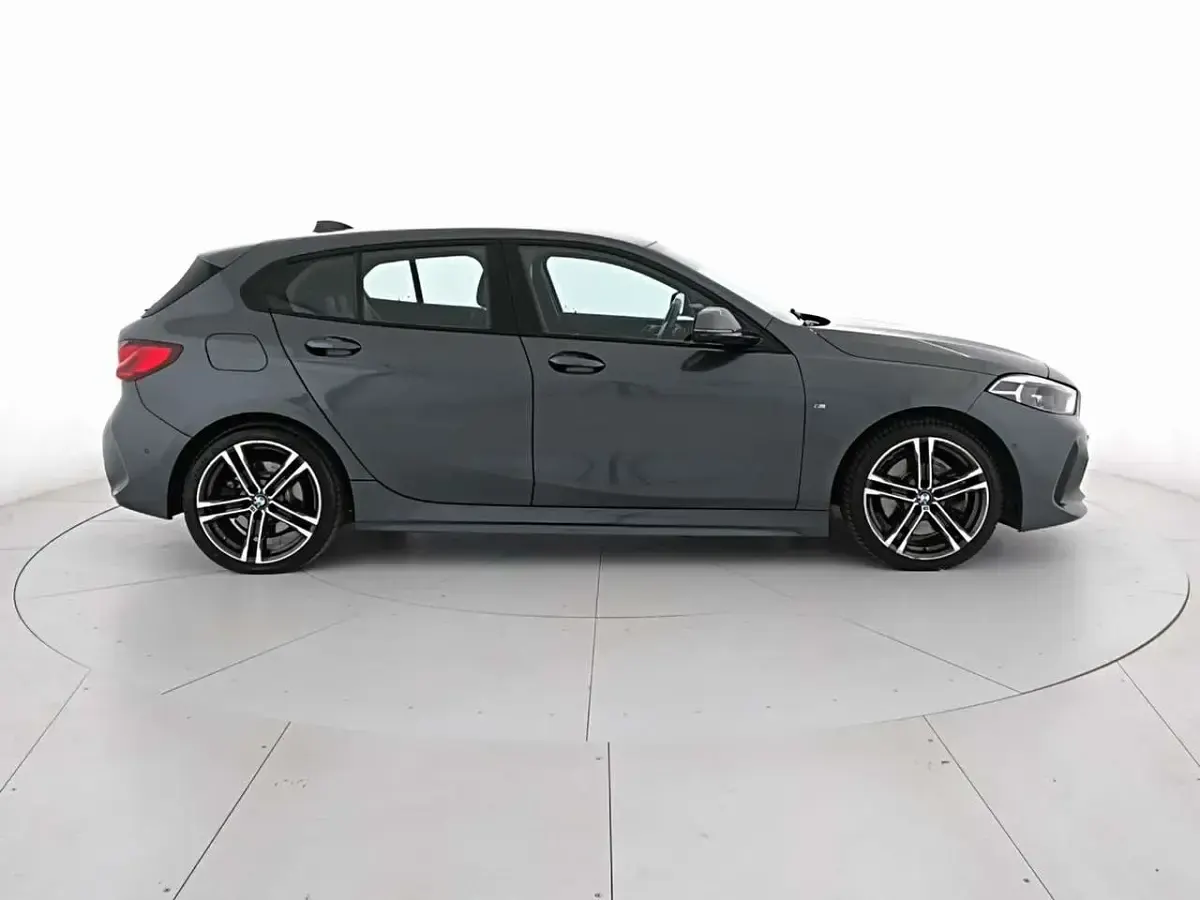 Usata BMW 120 M Sport 190 CV (139 kW) 2021 Grigio Utilitaria