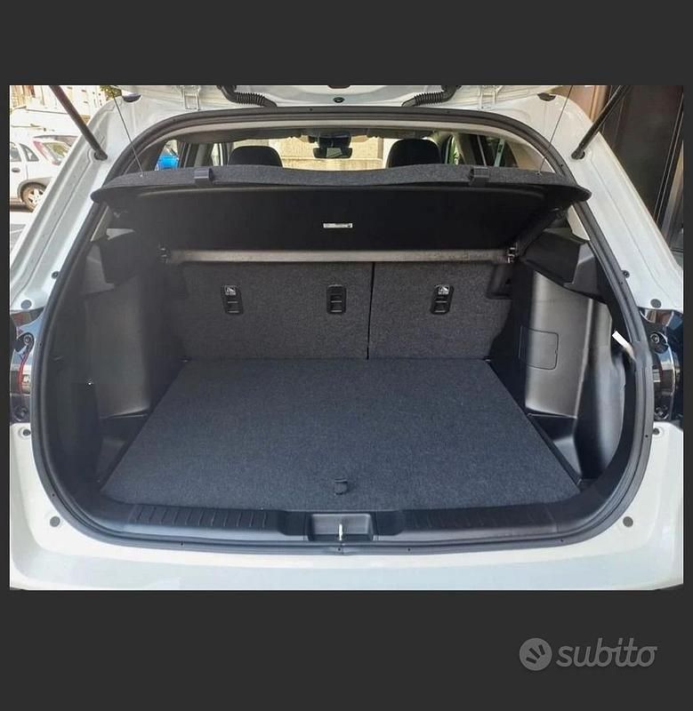 Usata Suzuki Vitara Cool 129 CV (94 kW) 2022 Bianco SUV