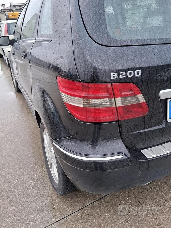 Usata Mercedes B200 2009 Nero Monovolume