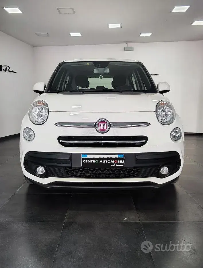 Usata Fiat 500L Lounge 95 CV (69 kW) 2020 Bianco Monovolume