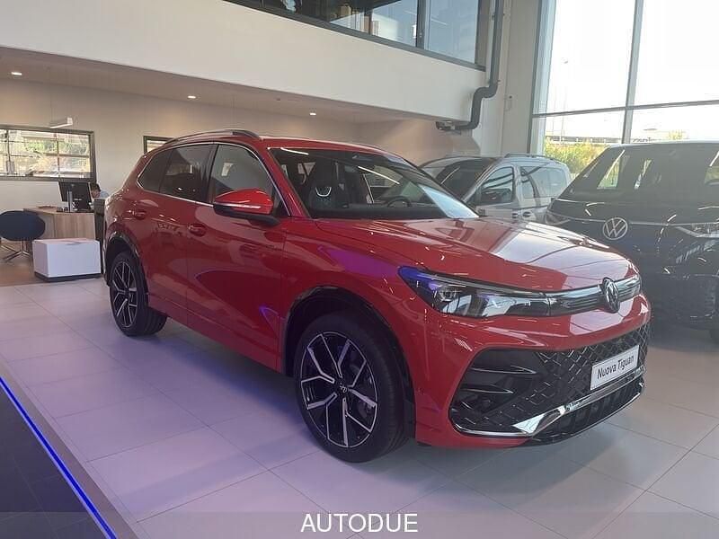 Nuova VW Tiguan R-line 203 CV (149 kW) 2025 Rosso SUV