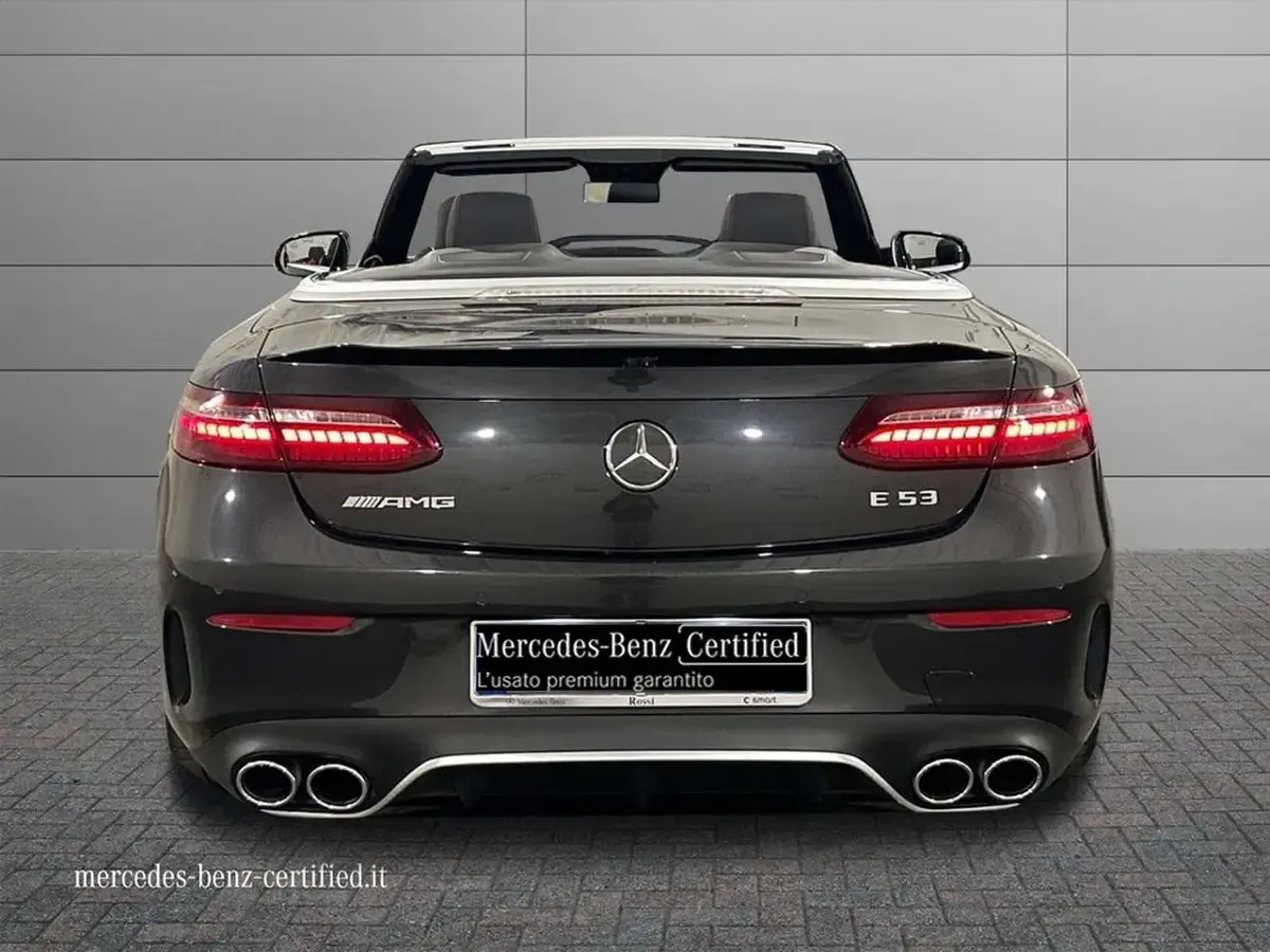 Usata Mercedes E53 AMG AMG 435 CV (319 kW) 2023 Grigio scuro metallizzato Cabrio