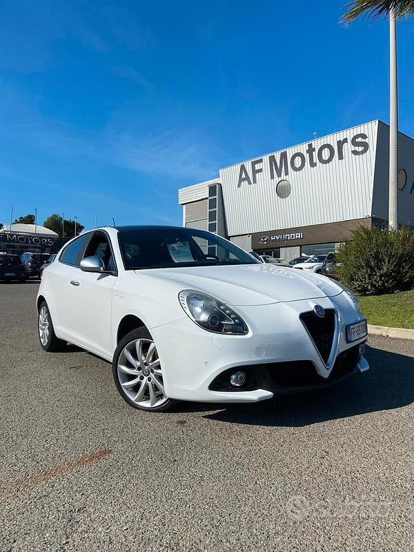 Usata Alfa Romeo Giulietta Super 175 CV (128 kW) 2016 Bianco Berlina