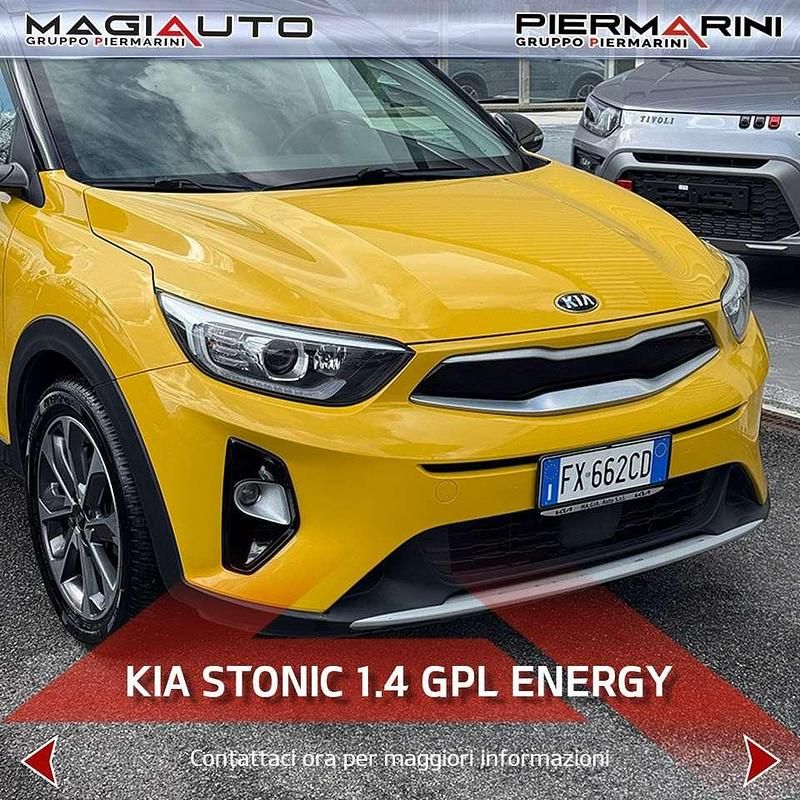 Usata Kia Stonic 97 CV (71 kW) 2019 Giallo SUV