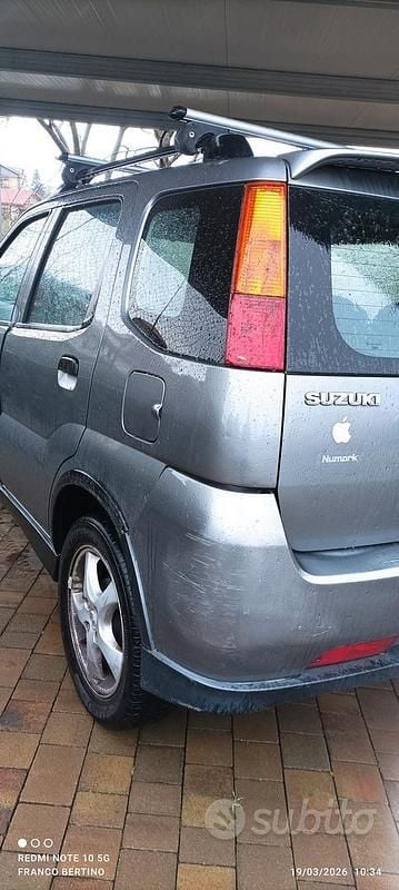 Usata Suzuki Ignis 69 CV (50 kW) 2007 Marrone Utilitaria
