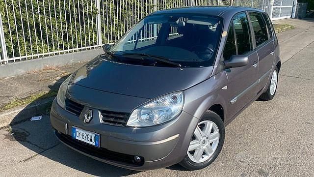 Usata Renault Scénic 2003 Grigio Monovolume