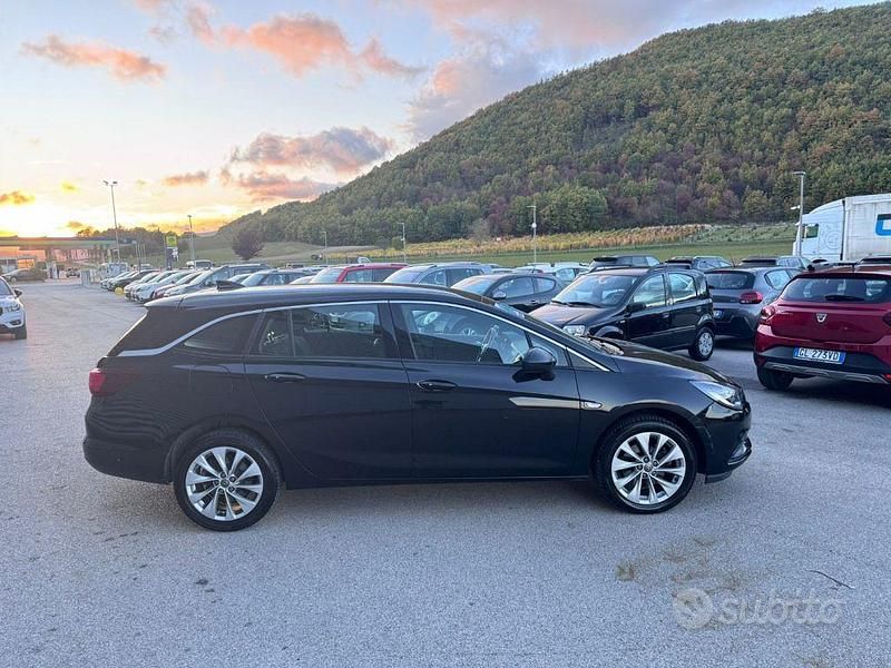 Usata Opel Astra 110 CV (80 kW) 2018 Nero Station wagon