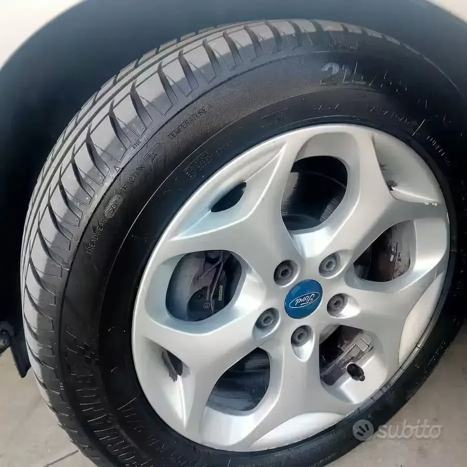 Usata Ford C-MAX Titanium 115 CV (84 kW) 2012 Grigio Monovolume
