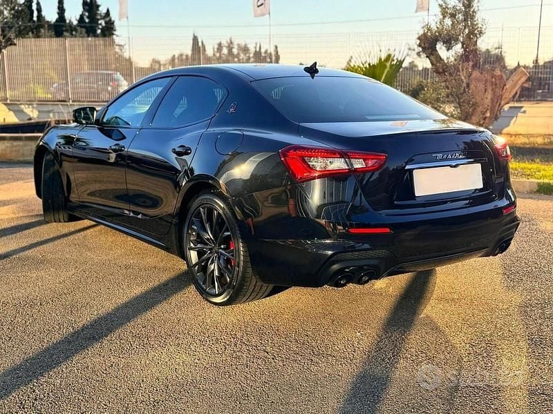 Usata Maserati Ghibli 250 CV (183 kW) 2019 Nero Berlina
