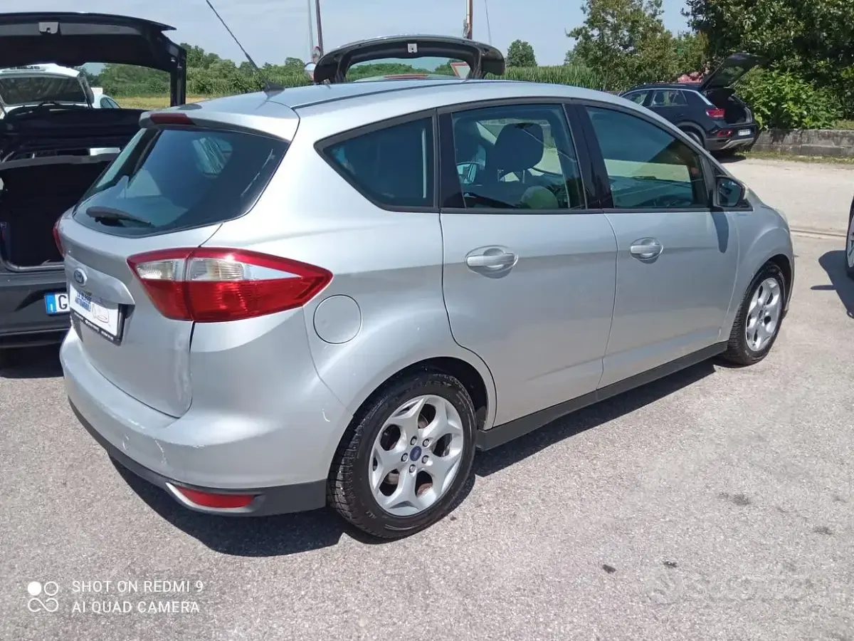 Usata Ford C-MAX Titanium 115 CV (84 kW) 2012 Grigio Monovolume