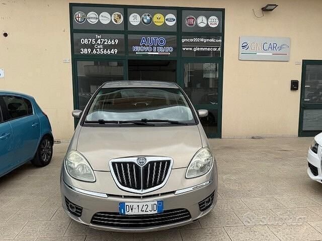 Nero Usata 2009 Lancia Musa Monovolume | 3400 € (Ottimo prezzo) - Immagine 1/4