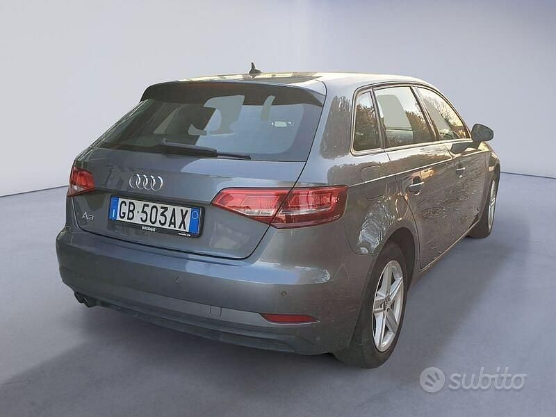 Usata Audi A3 Business 150 CV (110 kW) 2020 Grigio Berlina